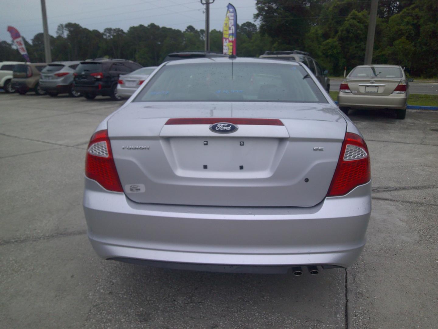 2010 GRAY FORD FUSION SE (3FAHP0HA3AR) , located at 390 Hansen Avenue, Orange Park, FL, 32065, (904) 276-7933, 30.130497, -81.787529 - Photo#3